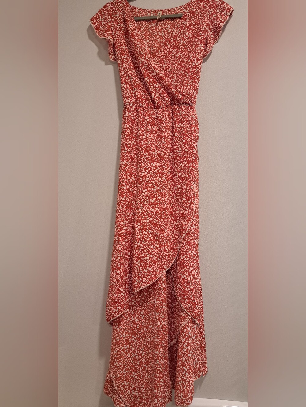 Grecerelle Faux Wrap Maxi Dress Red Floral Medium  Flutter Sleeve Hi Low Dress